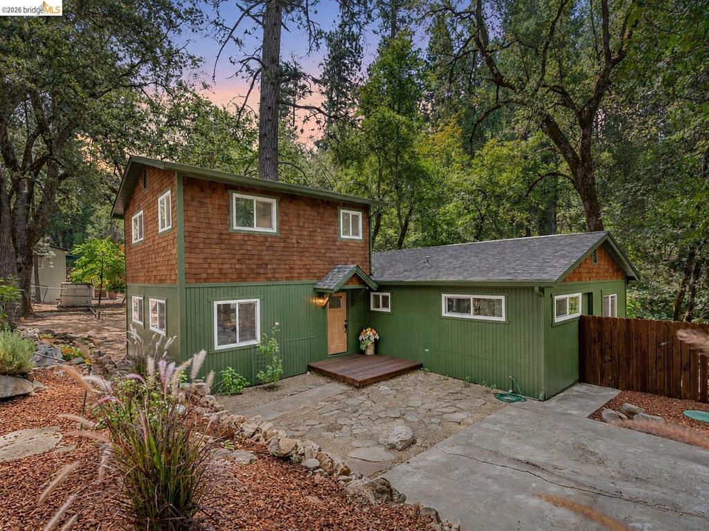 21551 Phoenix Lake Rd, Sonora, CA 95370