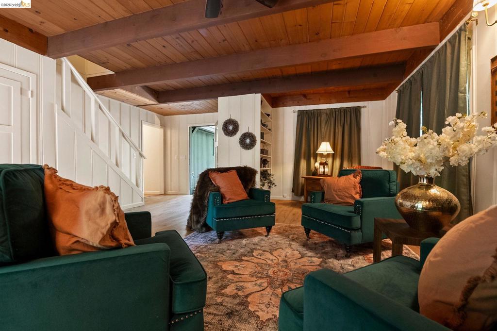 21551 Phoenix Lake Rd, Sonora, CA 95370