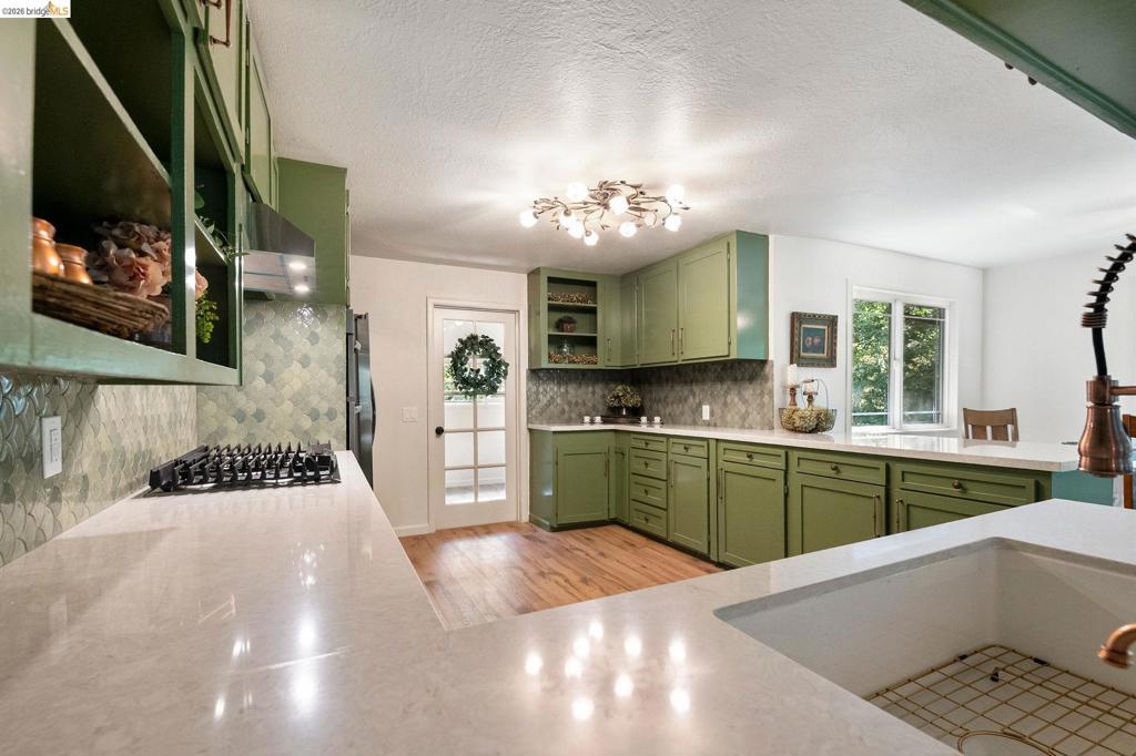21551 Phoenix Lake Rd, Sonora, CA 95370