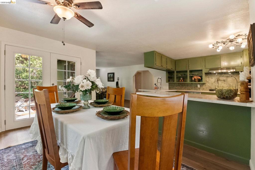 21551 Phoenix Lake Rd, Sonora, CA 95370