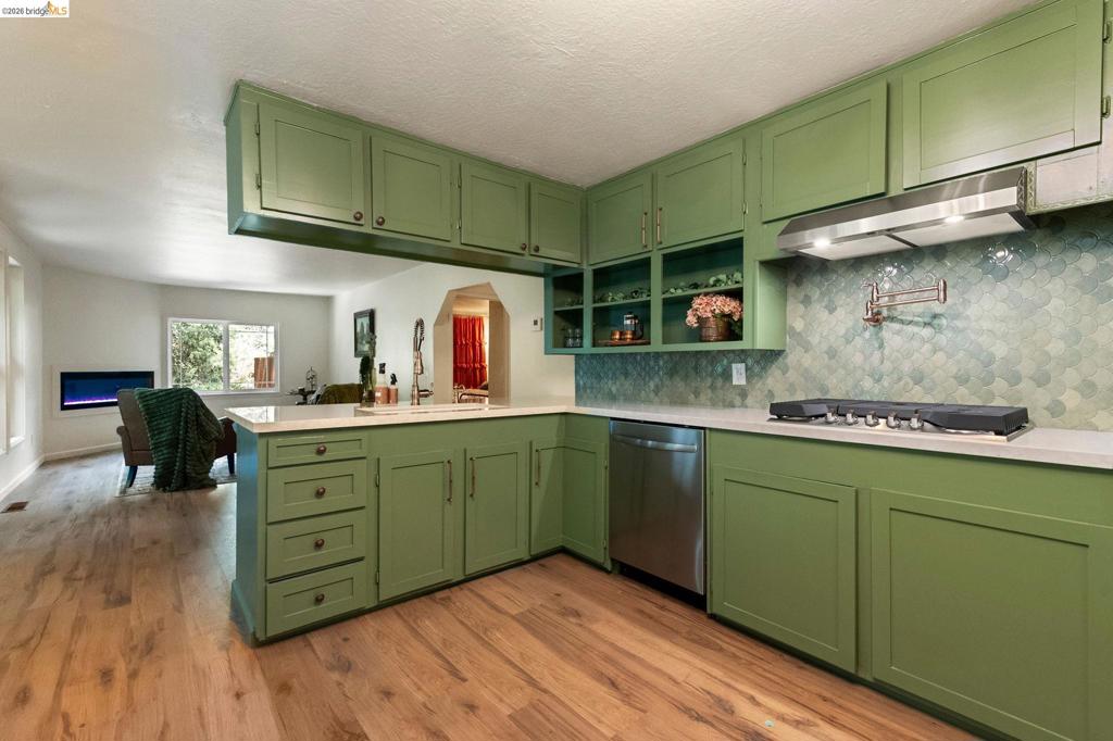21551 Phoenix Lake Rd, Sonora, CA 95370