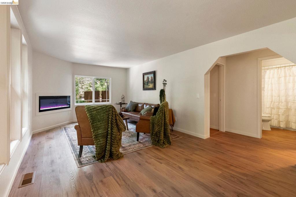 21551 Phoenix Lake Rd, Sonora, CA 95370