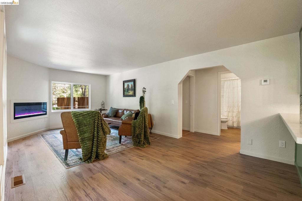 21551 Phoenix Lake Rd, Sonora, CA 95370