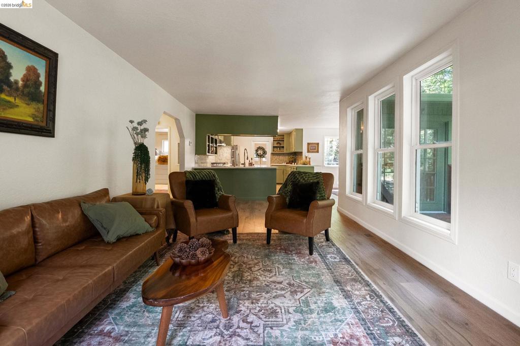 21551 Phoenix Lake Rd, Sonora, CA 95370