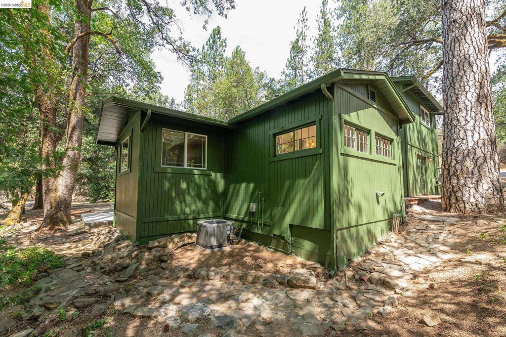 21551 Phoenix Lake Rd, Sonora, CA 95370