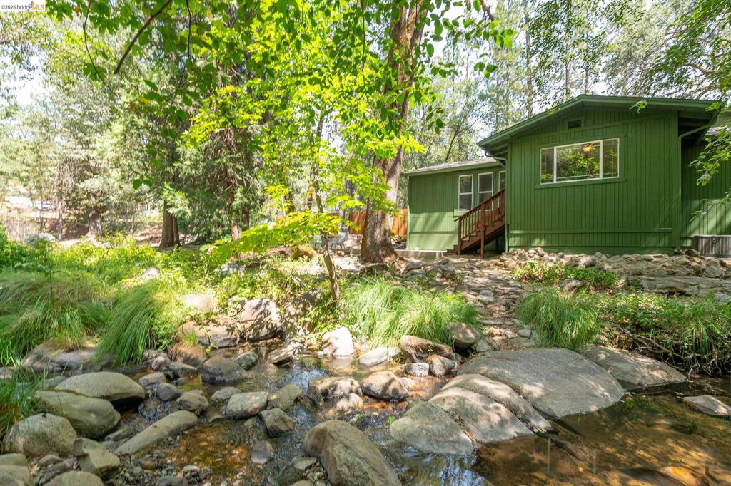 21551 Phoenix Lake Rd, Sonora, CA 95370
