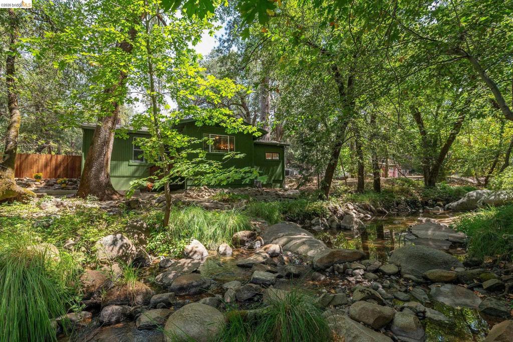 21551 Phoenix Lake Rd, Sonora, CA 95370