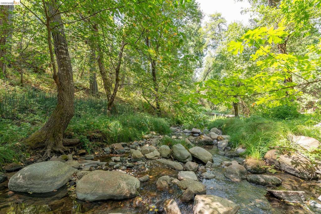 21551 Phoenix Lake Rd, Sonora, CA 95370