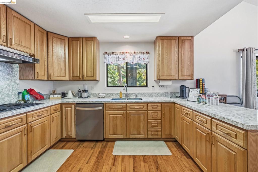 29576 Lassen Dr, Cold Springs, CA 95335-0000