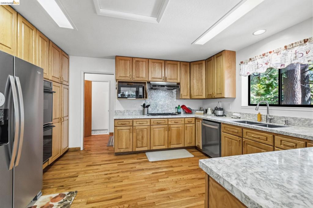29576 Lassen Dr, Cold Springs, CA 95335-0000