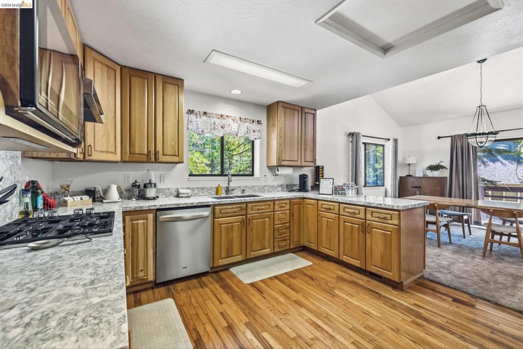 29576 Lassen Dr, Cold Springs, CA 95335-0000