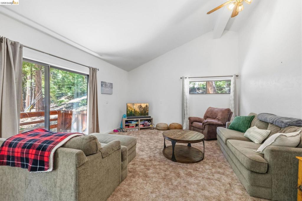 29576 Lassen Dr, Cold Springs, CA 95335-0000