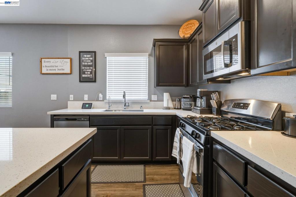 726 Sudbrook Ct, Patterson, CA 95363