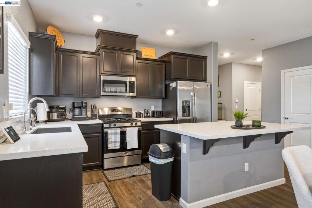 726 Sudbrook Ct, Patterson, CA 95363