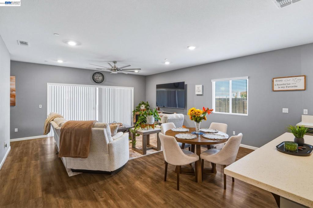 726 Sudbrook Ct, Patterson, CA 95363
