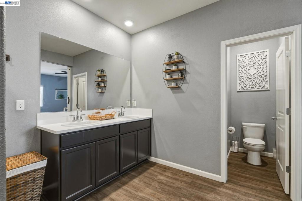 726 Sudbrook Ct, Patterson, CA 95363