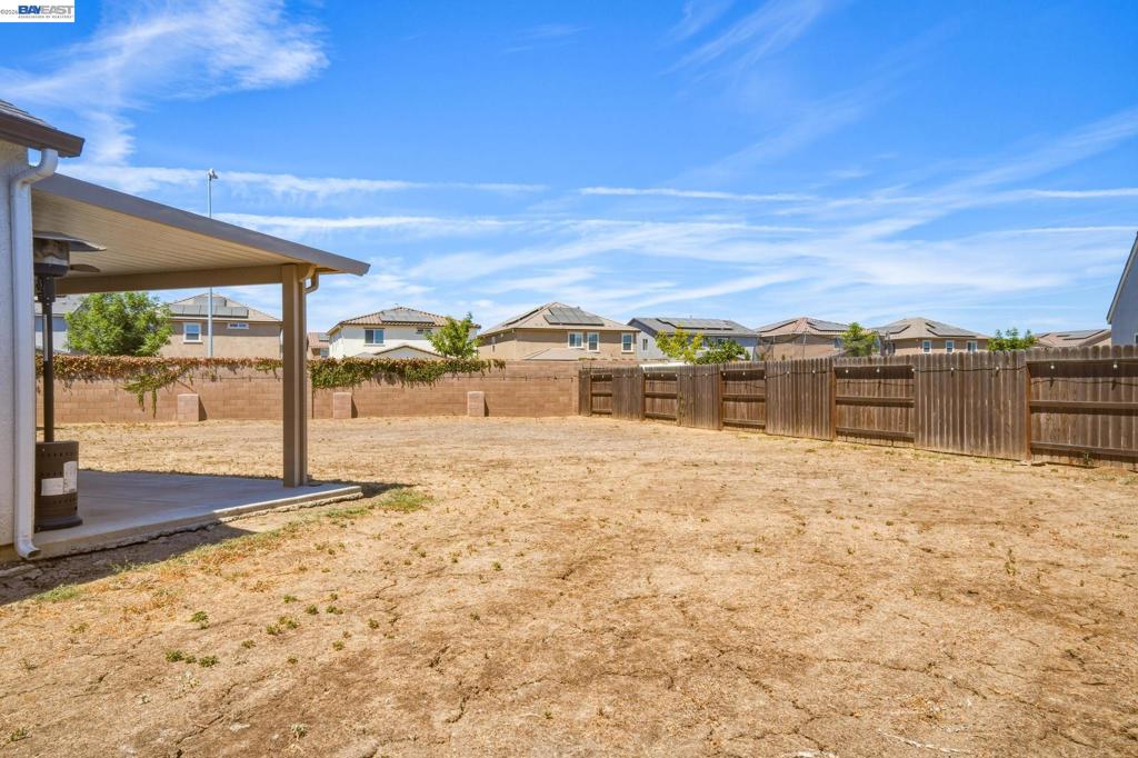 726 Sudbrook Ct, Patterson, CA 95363