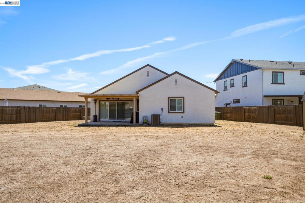 726 Sudbrook Ct, Patterson, CA 95363