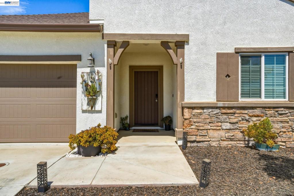 726 Sudbrook Ct, Patterson, CA 95363