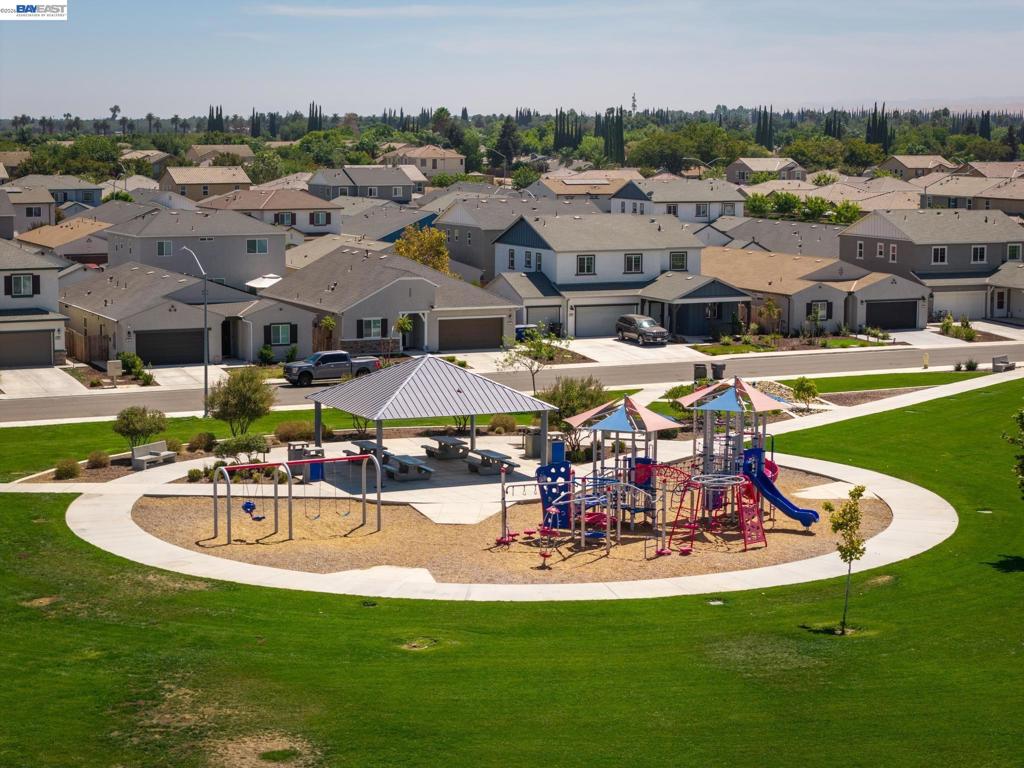 726 Sudbrook Ct, Patterson, CA 95363