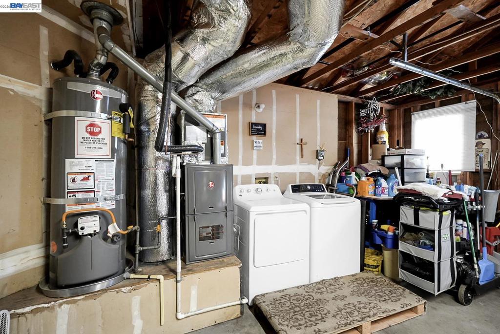 1324 Riverette Dr., Modesto, CA 95351
