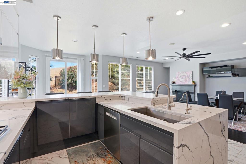 2742 St Andrews Dr, Brentwood (CC), CA 94513