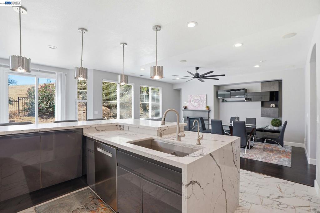 2742 St Andrews Dr, Brentwood (CC), CA 94513