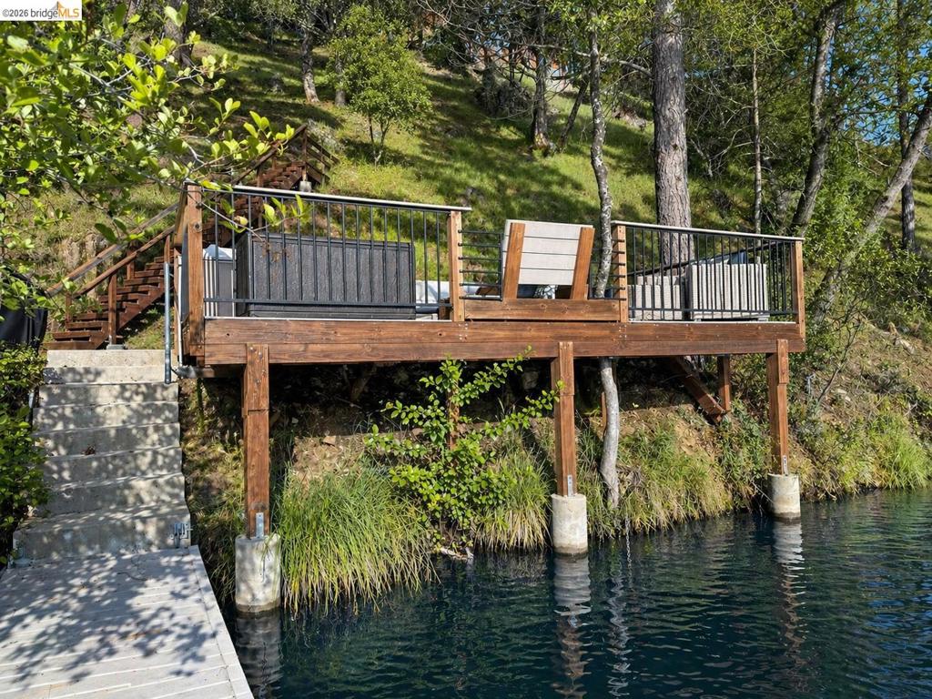 20162 Pine Mountain Dr, Groveland, CA 95321