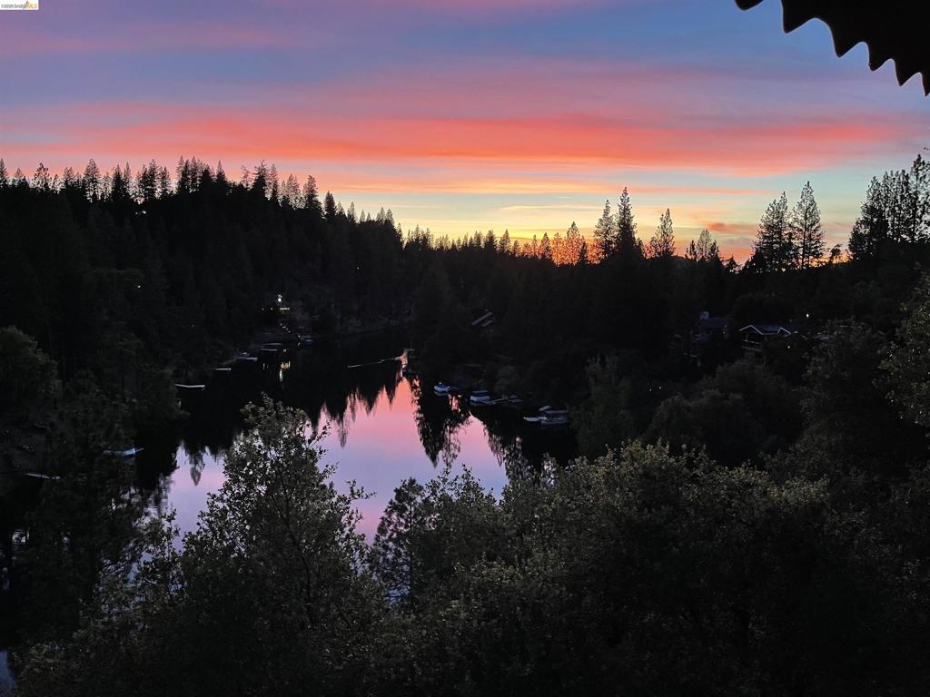 20162 Pine Mountain Dr, Groveland, CA 95321