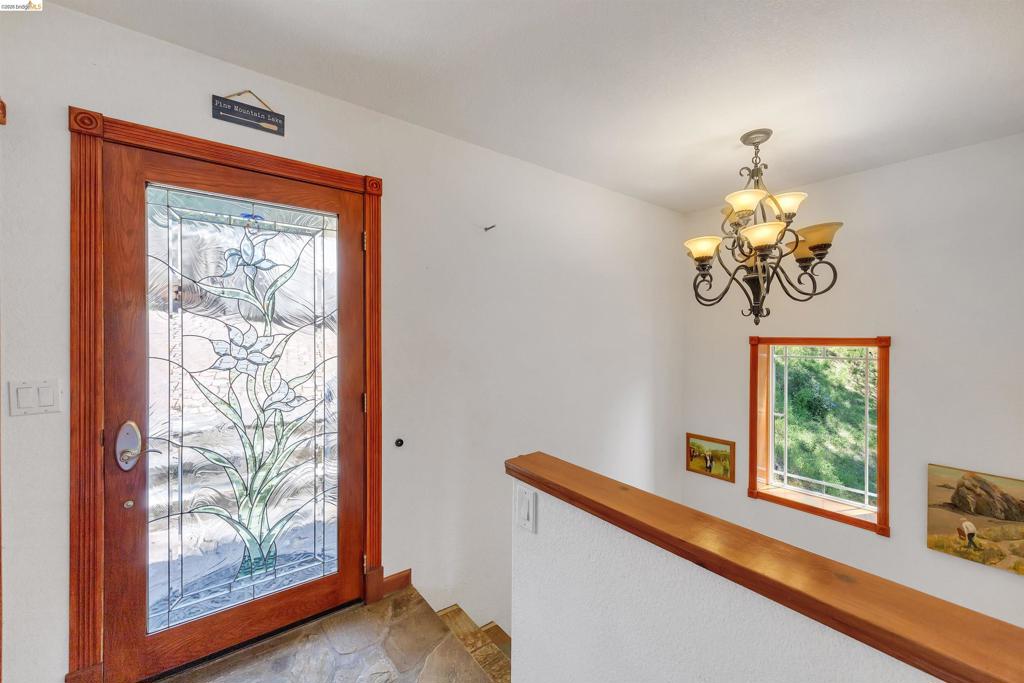 20162 Pine Mountain Dr, Groveland, CA 95321