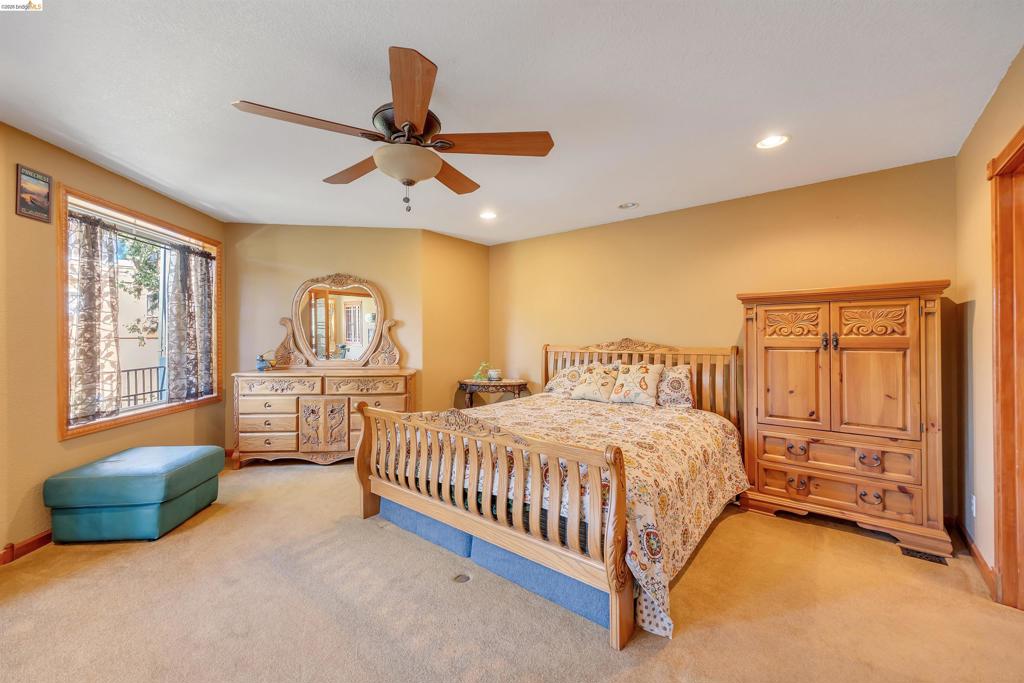 20162 Pine Mountain Dr, Groveland, CA 95321