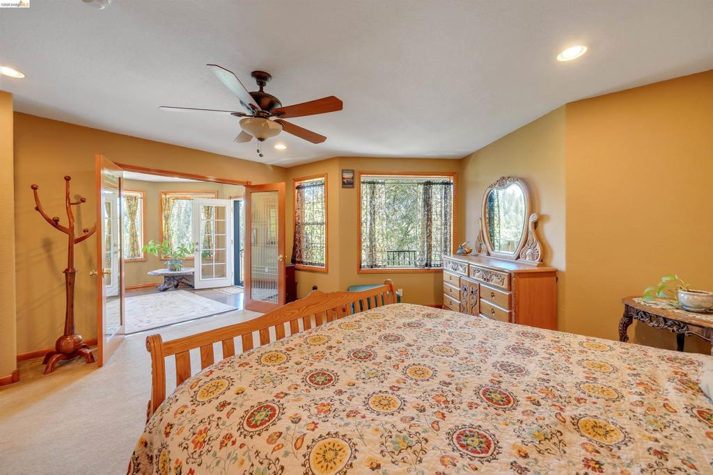 20162 Pine Mountain Dr, Groveland, CA 95321