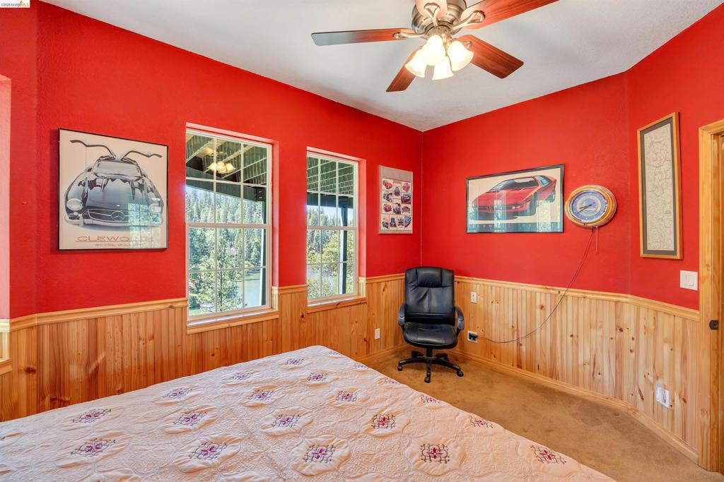 20162 Pine Mountain Dr, Groveland, CA 95321