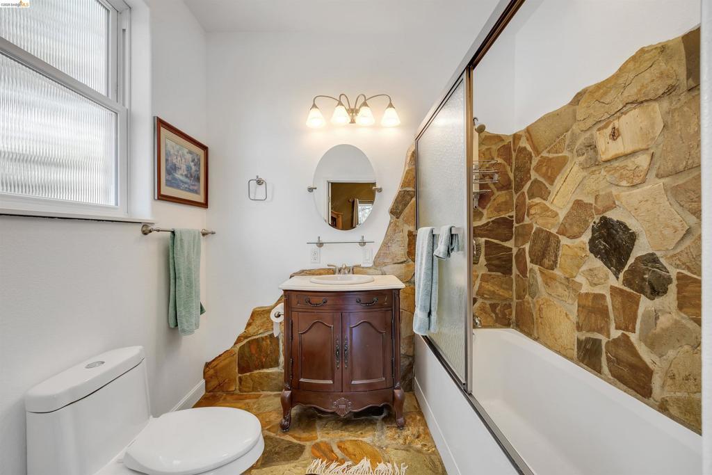 20162 Pine Mountain Dr, Groveland, CA 95321