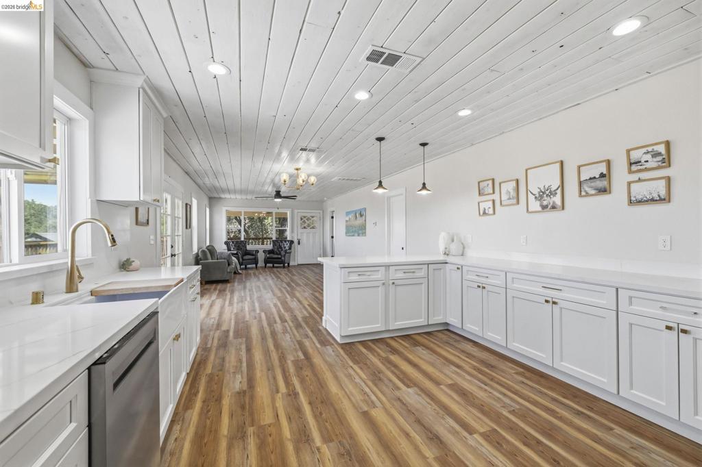 12022 La Grange Rd, Jamestown, CA 95327
