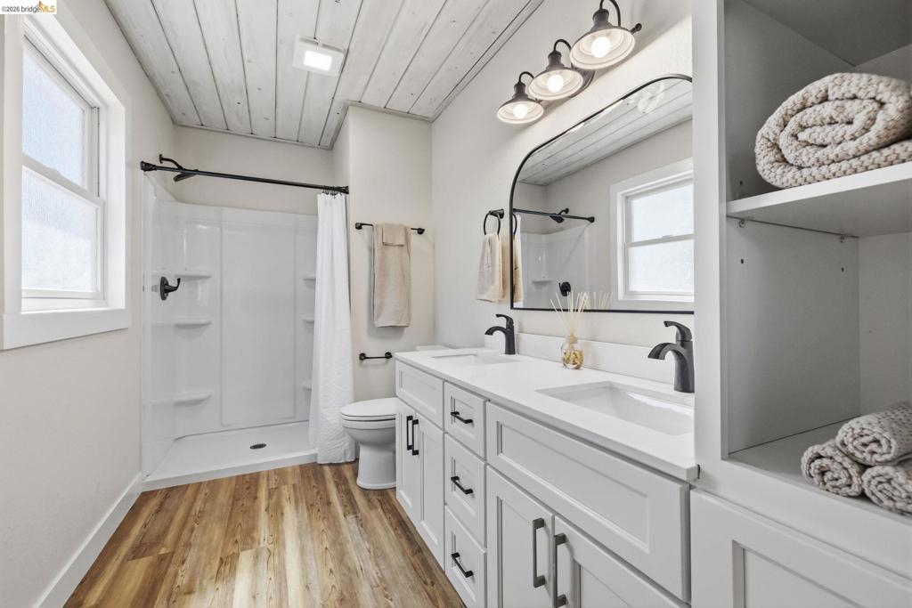 12022 La Grange Rd, Jamestown, CA 95327