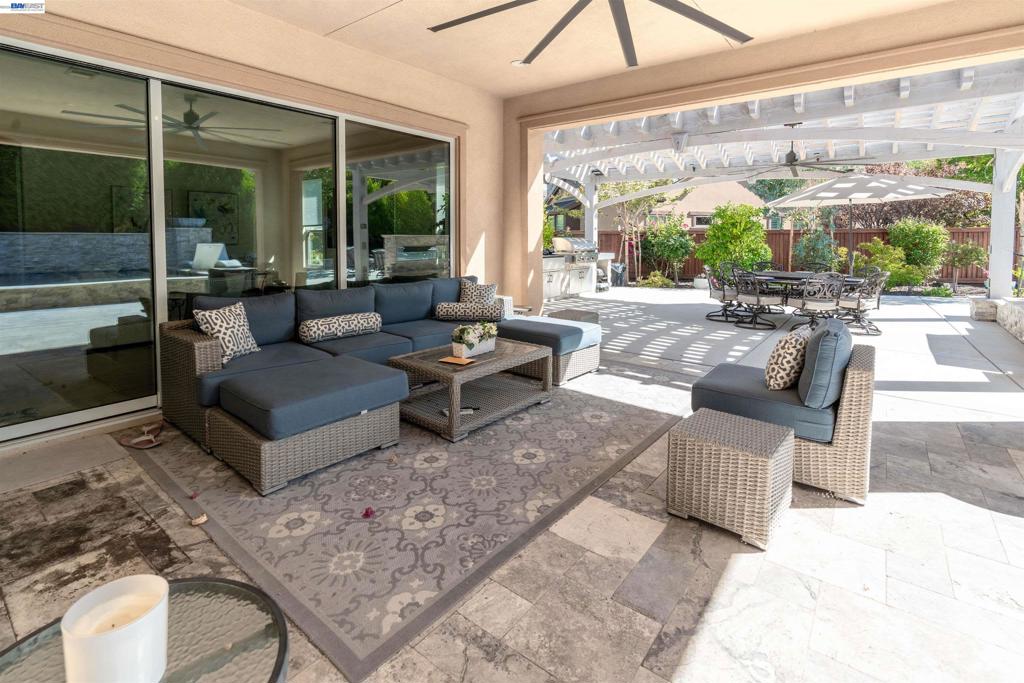 2063 Reserva Court, Brentwood (CC), CA 94513