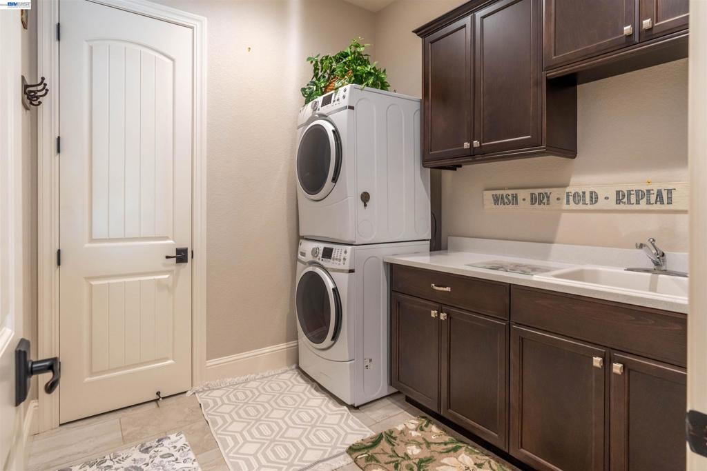 2063 Reserva Court, Brentwood (CC), CA 94513