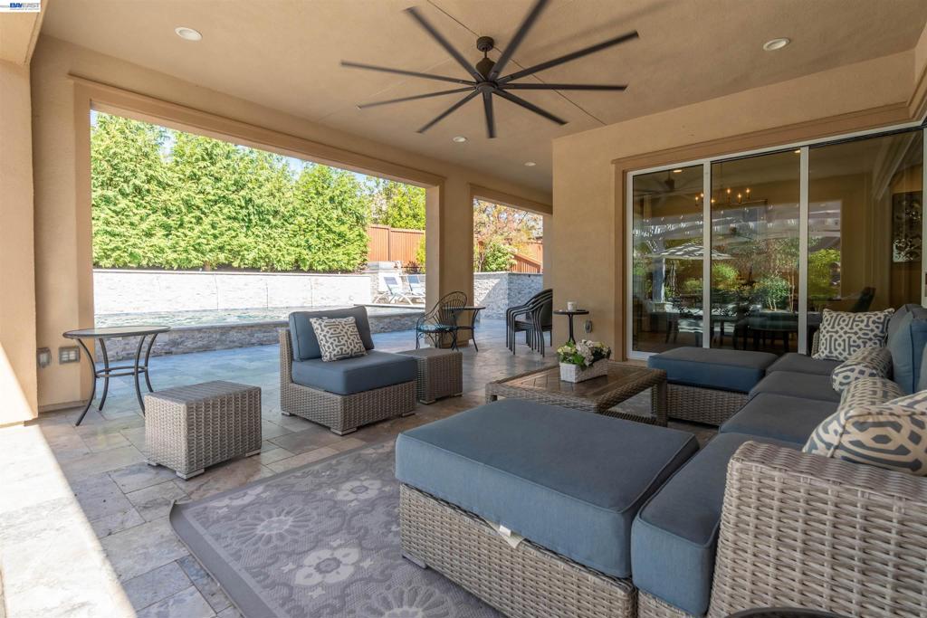 2063 Reserva Court, Brentwood (CC), CA 94513
