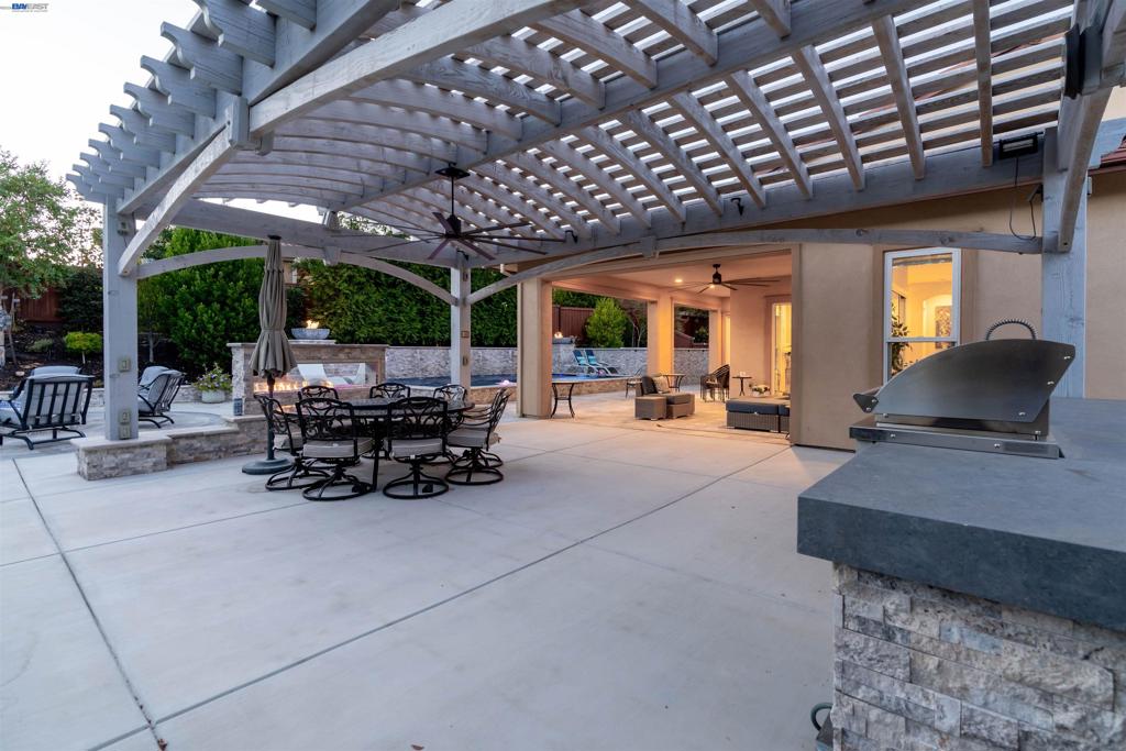 2063 Reserva Court, Brentwood (CC), CA 94513