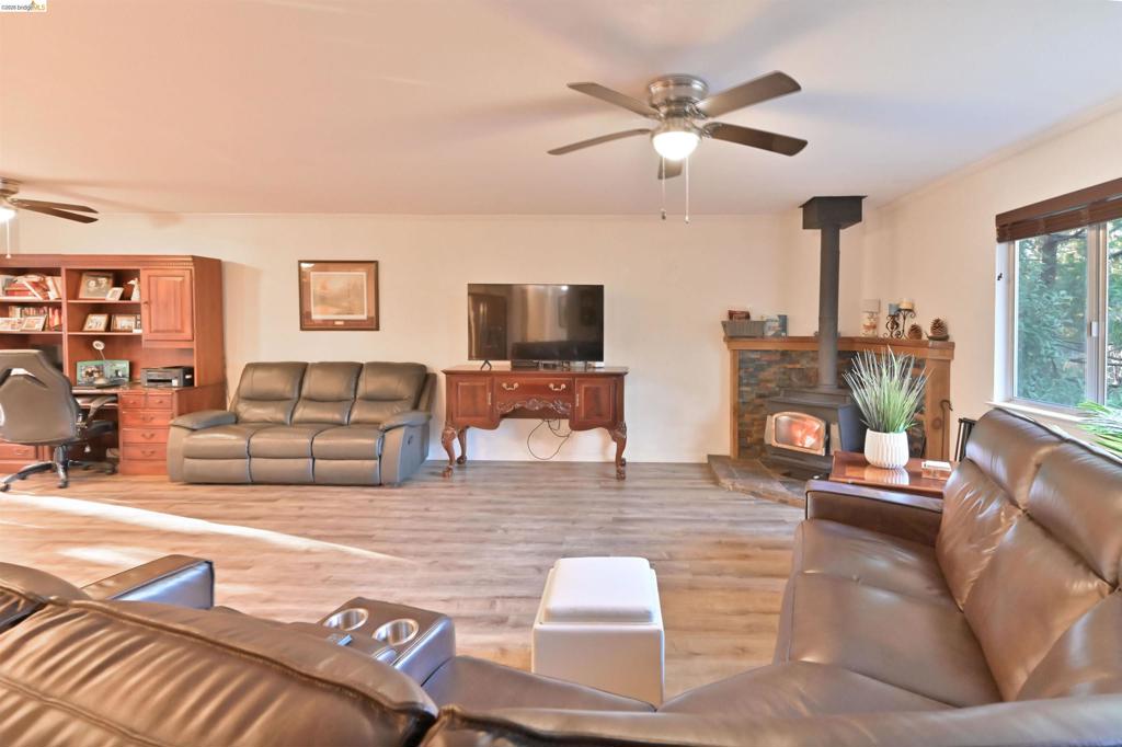 21410 Green Meadow Lane, Sonora, CA 95370