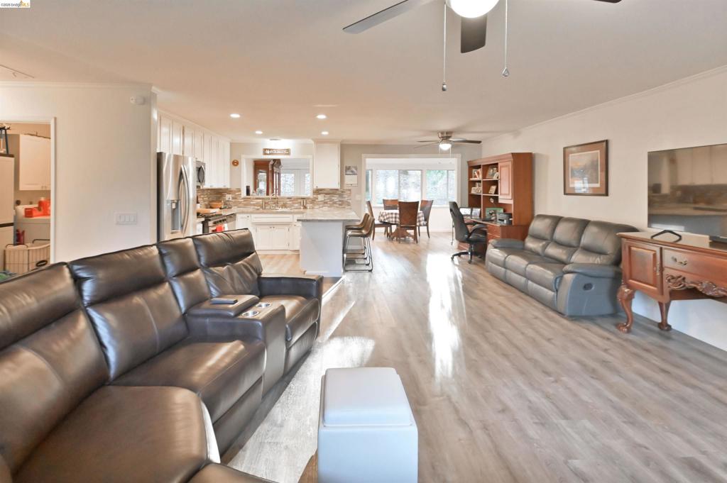 21410 Green Meadow Lane, Sonora, CA 95370