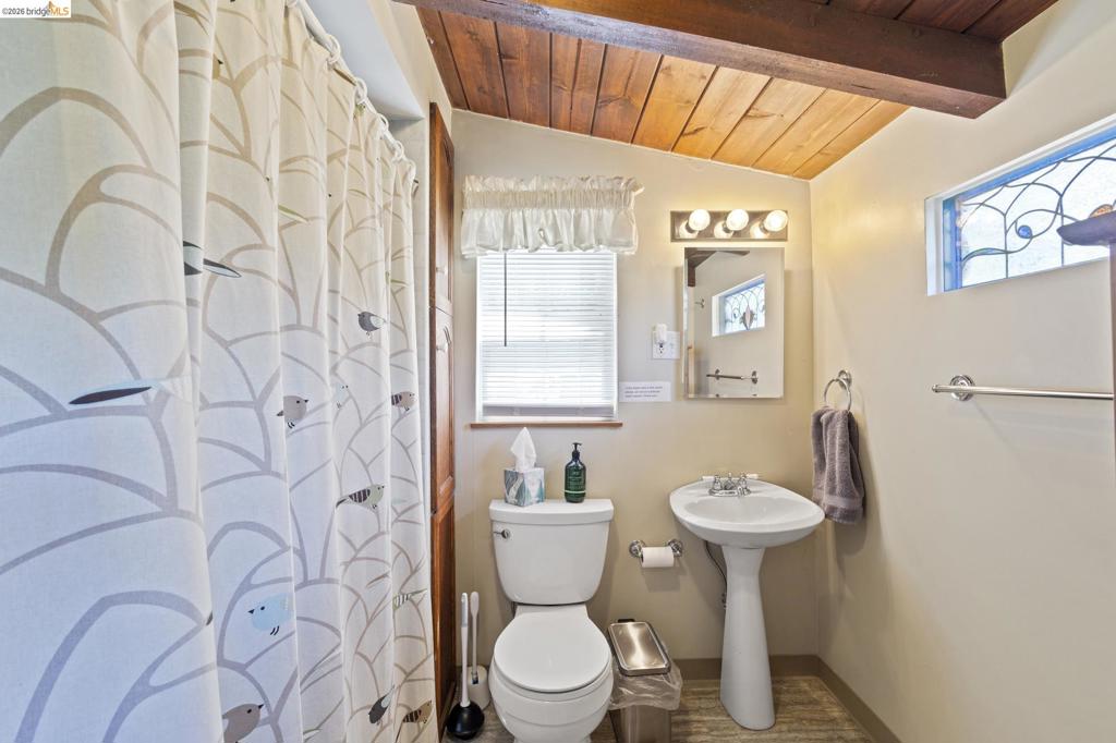 21815 Confidence Rd, Twain Harte, CA 95383