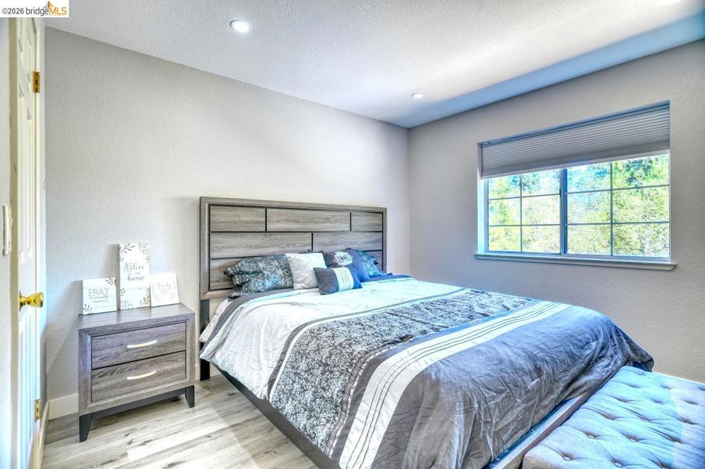 12950 DeFarrari Court, Groveland, CA 95321-9999