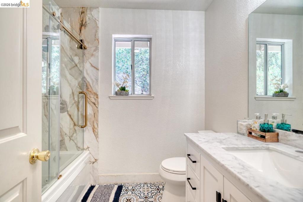 12950 DeFarrari Court, Groveland, CA 95321-9999