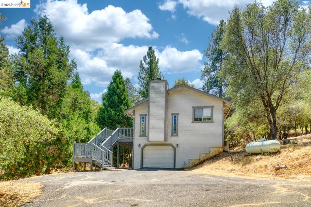 12950 DeFarrari Court, Groveland, CA 95321-9999