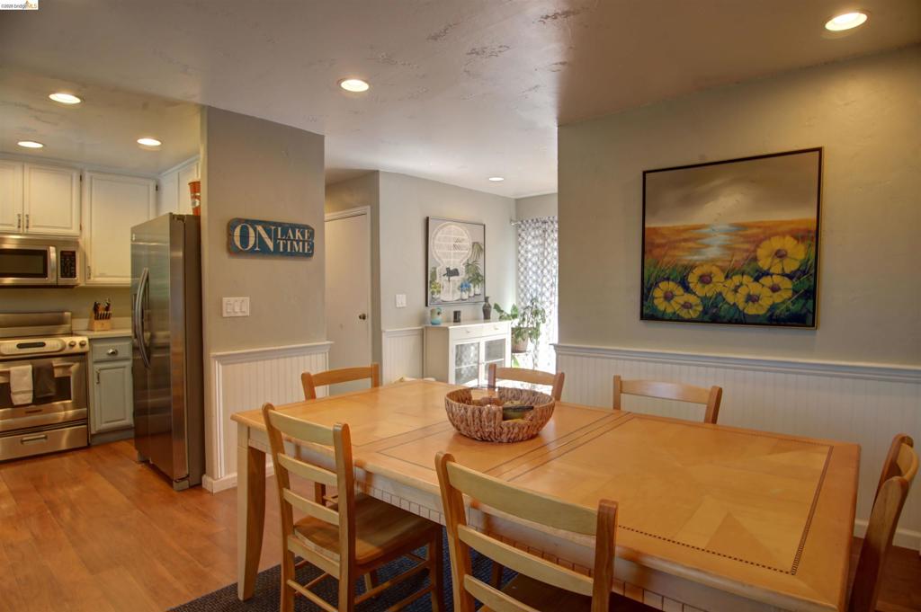 20097 Ridgecrest Way, Groveland, CA 95321