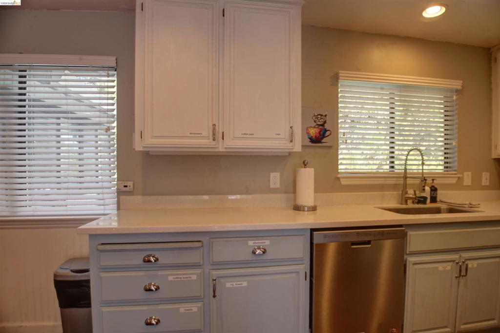 20097 Ridgecrest Way, Groveland, CA 95321