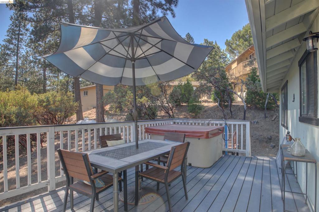 20097 Ridgecrest Way, Groveland, CA 95321