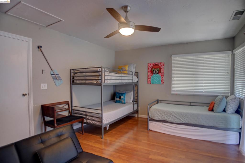 20097 Ridgecrest Way, Groveland, CA 95321